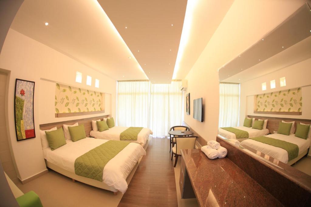 Sawary Beach Hotel Batroûn Zimmer foto