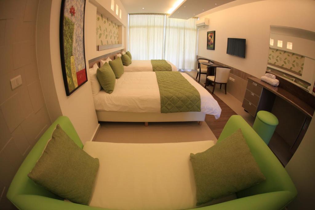 Sawary Beach Hotel Batroûn Zimmer foto